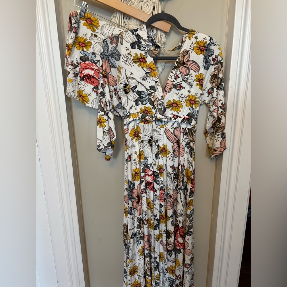 Hospital maternity dress with matching baby swaddle and bow